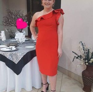 Red one sholder dress